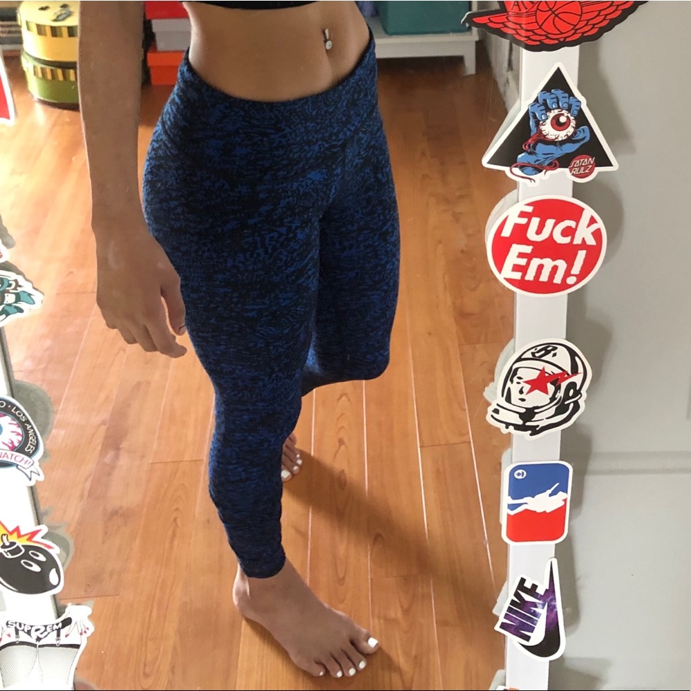 black and blue champion exercise leggings